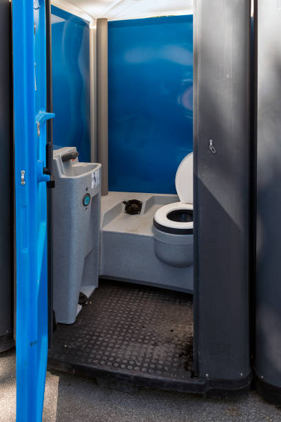 Best Portable restroom trailer rental  in Myrtle Creek, OR