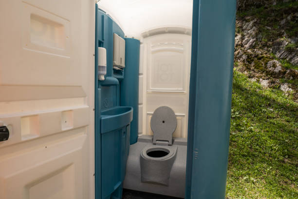 Portable Toilet Options We Offer in Myrtle Creek, OR